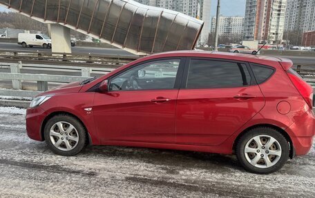 Hyundai Solaris II рестайлинг, 2011 год, 685 000 рублей, 3 фотография