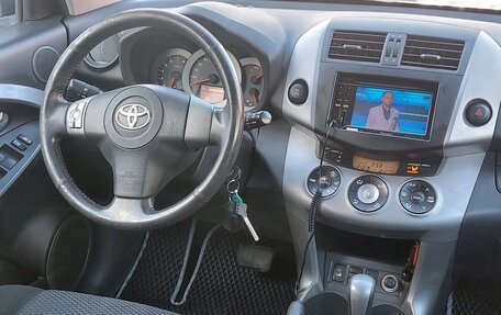 Toyota RAV4, 2006 год, 1 060 000 рублей, 20 фотография