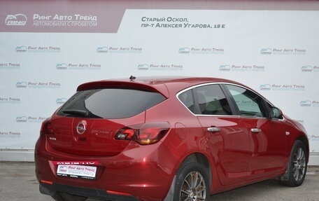 Opel Astra J, 2011 год, 770 000 рублей, 2 фотография