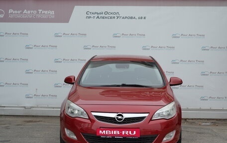 Opel Astra J, 2011 год, 770 000 рублей, 3 фотография