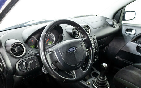 Ford Fiesta, 2005 год, 406 300 рублей, 11 фотография