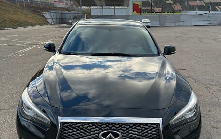 Infiniti Q50 I рестайлинг, 2014 год, 1 800 000 рублей, 2 фотография