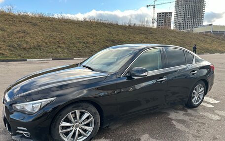 Infiniti Q50 I рестайлинг, 2014 год, 1 800 000 рублей, 13 фотография