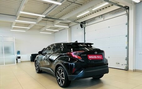 Toyota C-HR I рестайлинг, 2018 год, 2 069 000 рублей, 1 фотография