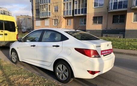 Hyundai Solaris II рестайлинг, 2015 год, 699 000 рублей, 4 фотография