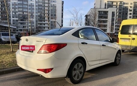 Hyundai Solaris II рестайлинг, 2015 год, 699 000 рублей, 3 фотография