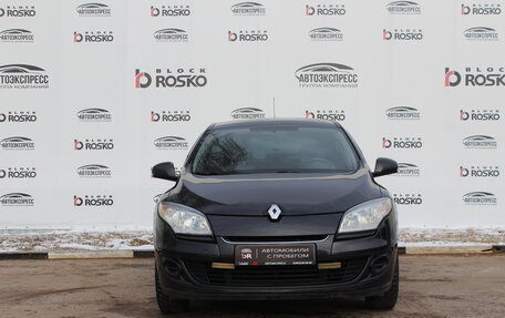 Renault Megane III, 2014 год, 820 000 рублей, 2 фотография