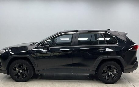 Toyota RAV4, 2021 год, 3 400 000 рублей, 5 фотография