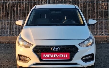 Hyundai Solaris II рестайлинг, 2018 год, 1 399 000 рублей, 3 фотография