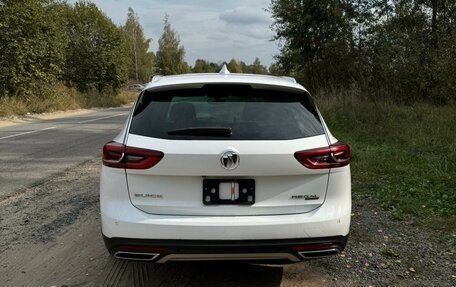 Buick Regal VI, 2018 год, 4 200 000 рублей, 5 фотография