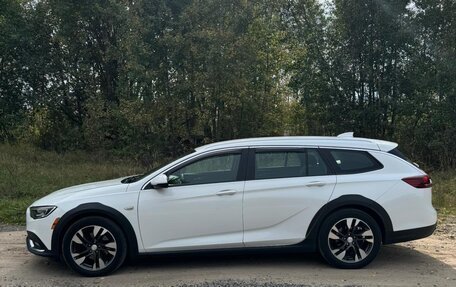 Buick Regal VI, 2018 год, 4 200 000 рублей, 4 фотография