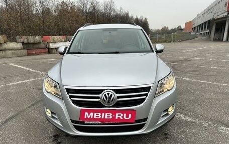 Volkswagen Tiguan I, 2010 год, 950 000 рублей, 3 фотография