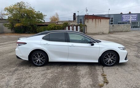 Toyota Camry, 2021 год, 3 490 000 рублей, 4 фотография