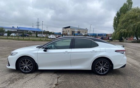 Toyota Camry, 2021 год, 3 490 000 рублей, 6 фотография