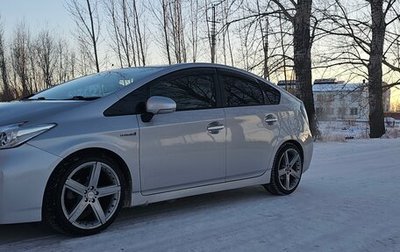 Toyota Prius, 2015 год, 1 710 000 рублей, 1 фотография