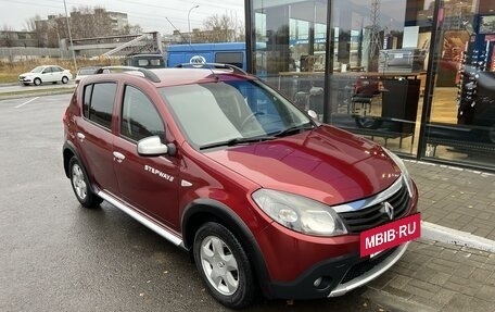 Renault Sandero I, 2012 год, 697 000 рублей, 2 фотография