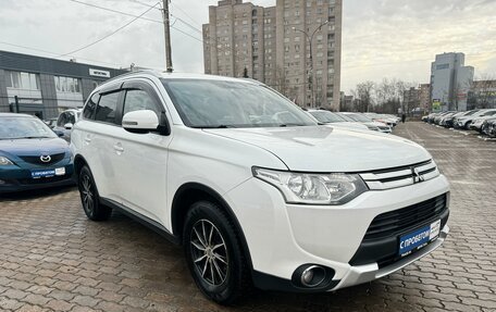 Mitsubishi Outlander III рестайлинг 3, 2014 год, 1 679 000 рублей, 3 фотография