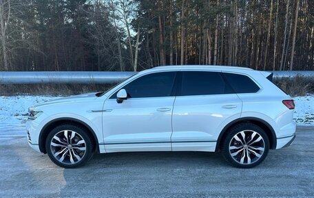 Volkswagen Touareg III, 2019 год, 7 000 000 рублей, 2 фотография