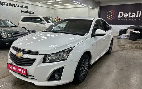 Chevrolet Cruze II, 2013 год, 822 000 рублей, 8 фотография