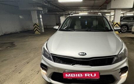 KIA Rio IV, 2020 год, 1 800 000 рублей, 3 фотография