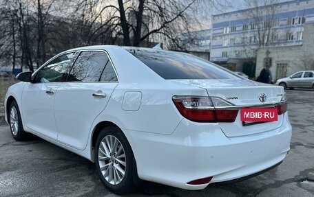 Toyota Camry, 2015 год, 2 100 000 рублей, 3 фотография