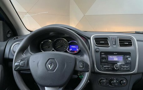 Renault Logan II, 2018 год, 865 000 рублей, 7 фотография