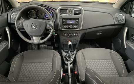 Renault Logan II, 2018 год, 865 000 рублей, 11 фотография