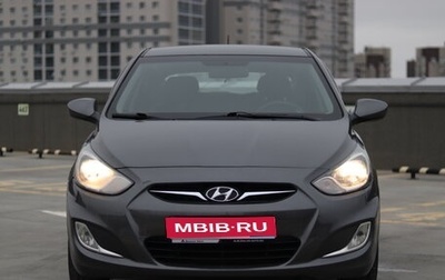 Hyundai Solaris II рестайлинг, 2012 год, 1 фотография