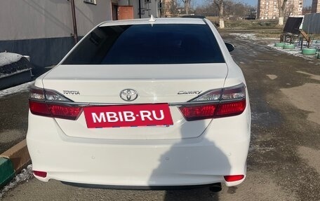 Toyota Camry, 2017 год, 2 800 000 рублей, 2 фотография