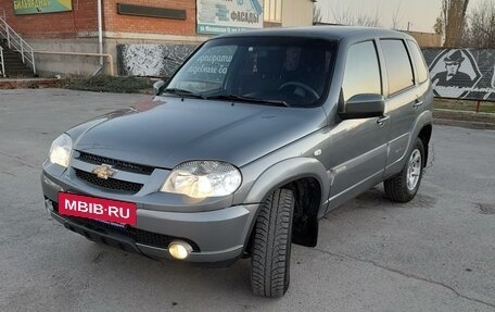 Chevrolet Niva I рестайлинг, 2017 год, 760 000 рублей, 7 фотография