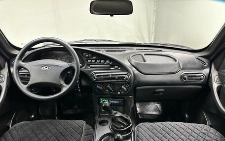 Chevrolet Niva I рестайлинг, 2011 год, 560 000 рублей, 15 фотография