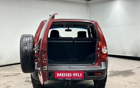 Chevrolet Niva I рестайлинг, 2011 год, 560 000 рублей, 8 фотография