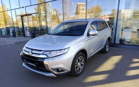 Mitsubishi Outlander III рестайлинг 3, 2018 год, 2 668 000 рублей, 1 фотография