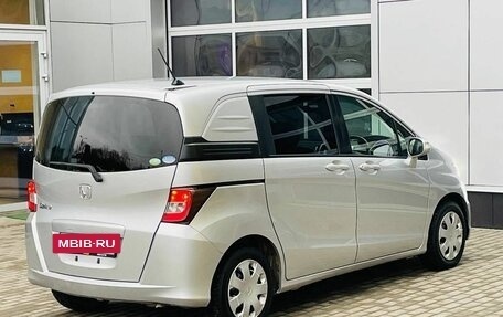 Honda Freed I, 2012 год, 1 300 000 рублей, 5 фотография