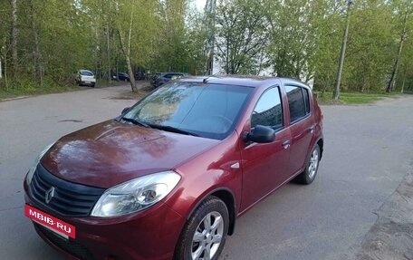 Renault Sandero I, 2013 год, 730 000 рублей, 3 фотография