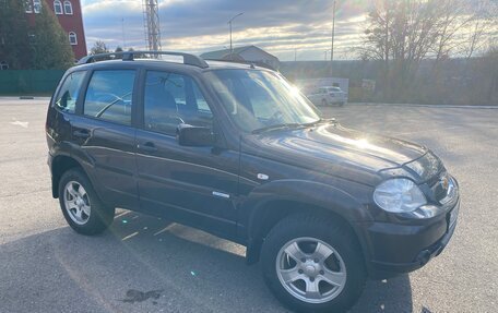 Chevrolet Niva I рестайлинг, 2011 год, 630 000 рублей, 6 фотография