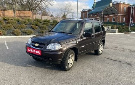 Chevrolet Niva I рестайлинг, 2011 год, 630 000 рублей, 2 фотография