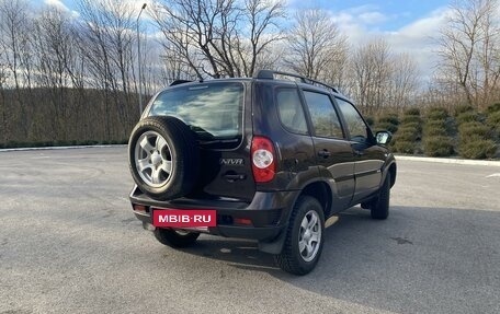 Chevrolet Niva I рестайлинг, 2011 год, 630 000 рублей, 9 фотография