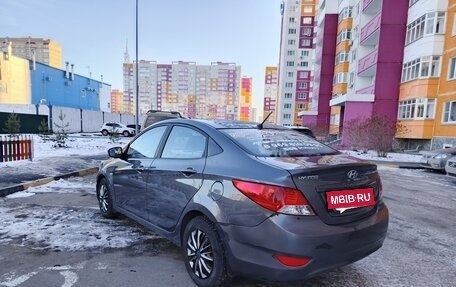 Hyundai Solaris II рестайлинг, 2014 год, 890 000 рублей, 4 фотография