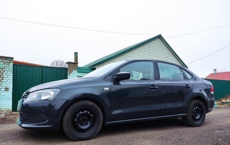 Volkswagen Polo VI (EU Market), 2013 год, 750 000 рублей, 4 фотография