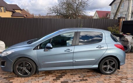 Peugeot 308 II, 2011 год, 660 000 рублей, 2 фотография