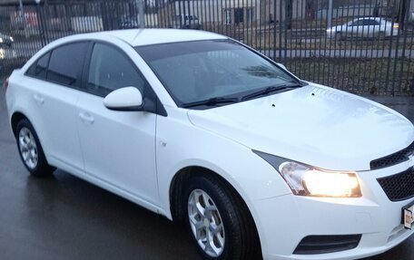 Chevrolet Cruze II, 2012 год, 810 000 рублей, 2 фотография