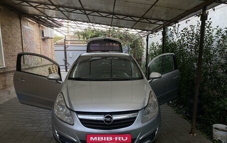 Opel Corsa D, 2007 год, 402 000 рублей, 1 фотография