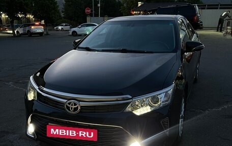 Toyota Camry, 2015 год, 2 490 000 рублей, 2 фотография