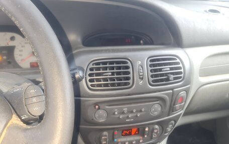 Renault Scenic III, 2002 год, 330 000 рублей, 11 фотография