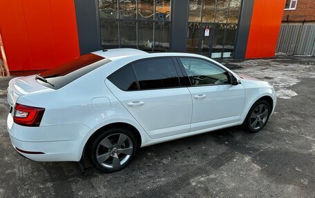 Skoda Octavia, 2018 год, 2 100 000 рублей, 4 фотография