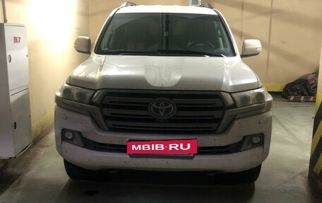 Toyota Land Cruiser 200, 2015 год, 5 200 000 рублей, 12 фотография