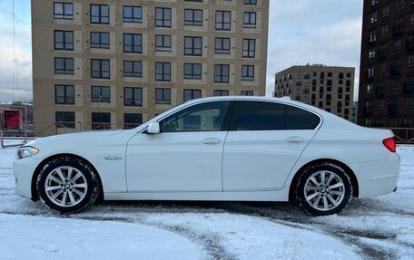 BMW 5 серия, 2012 год, 2 350 000 рублей, 2 фотография