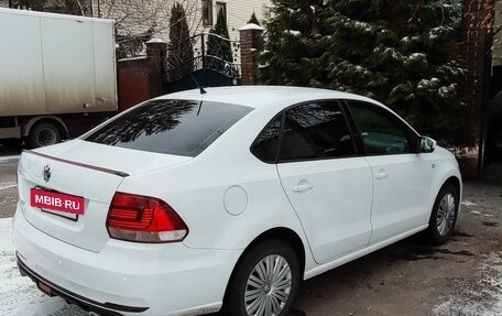 Volkswagen Polo VI (EU Market), 2015 год, 850 000 рублей, 4 фотография