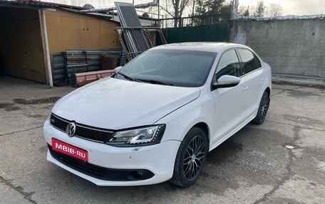 Volkswagen Jetta VI, 2014 год, 750 000 рублей, 1 фотография